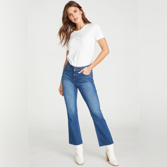 Vigoss Denim - Vigoss Marley Mid-rise Bootcut Medium Wash Jeans 26 2 NWT stretch raw hem flared